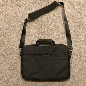 INCASE Large Laptop Shoulder Bag Briefcase Black Travel Work Office School Y2K